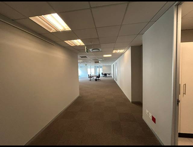 429M² OFFICE TO LET IN SANDTON CENTRAL
